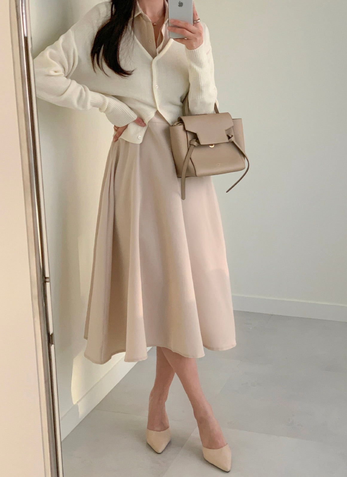 V領甜美收腰連身裙