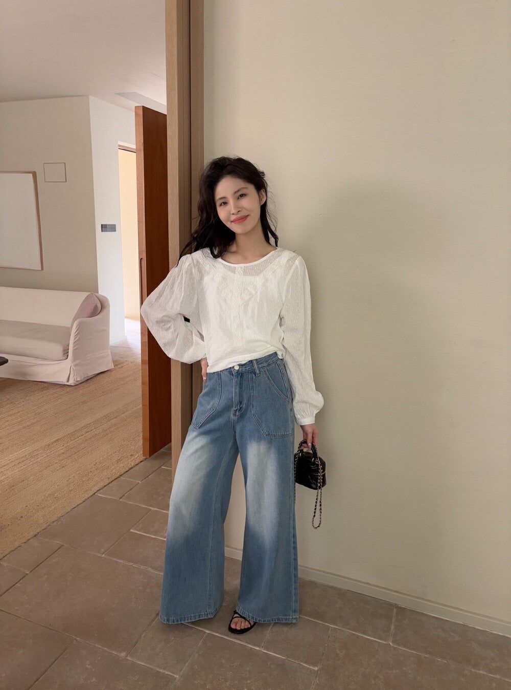 圓領甜美泡泡袖恤衫