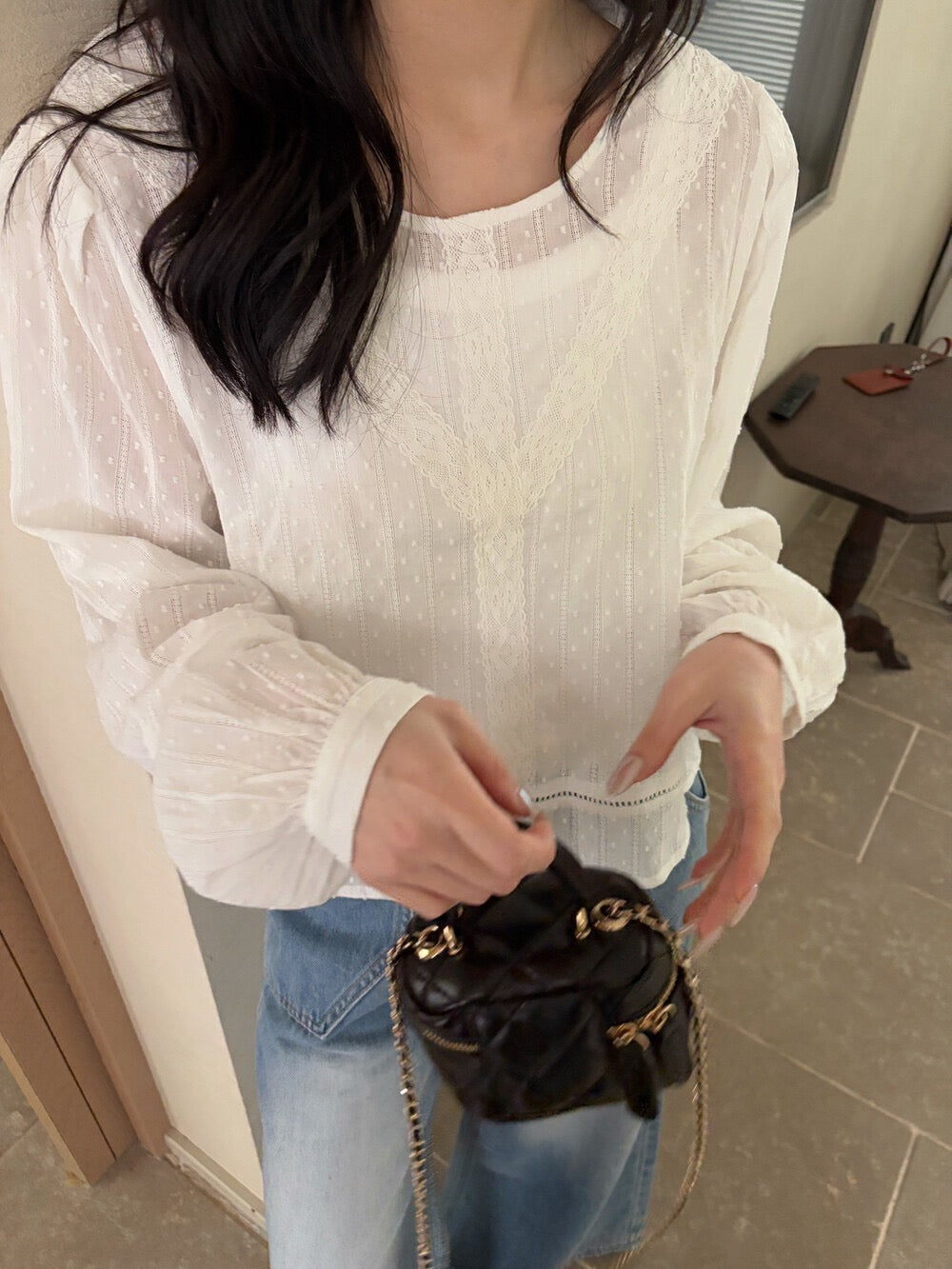 圓領甜美泡泡袖恤衫