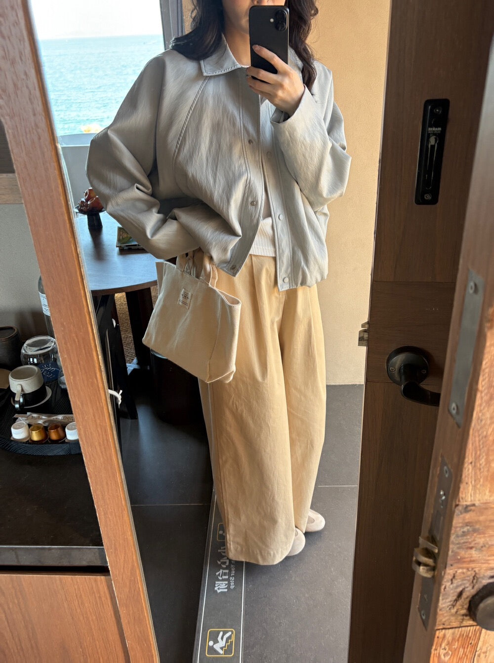 Minimalist Small Lapel Leather Jacket