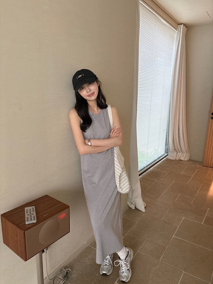 極簡休閒背心連身裙