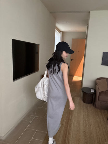 極簡休閒背心連身裙
