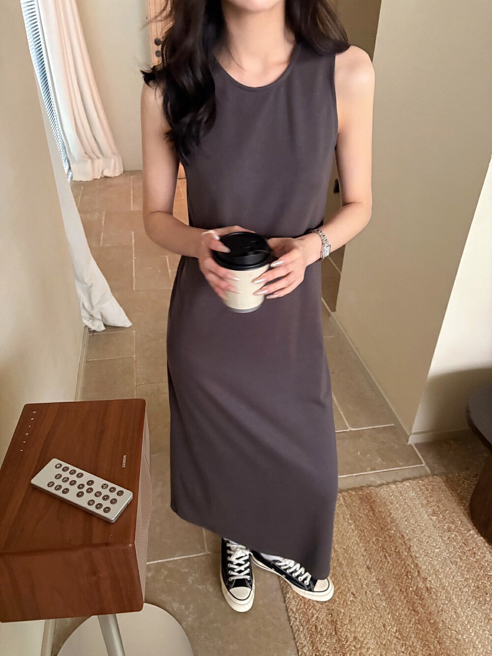 極簡休閒背心連身裙