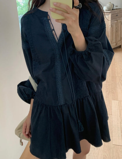 立領拼接蕾絲荷葉邊連身裙