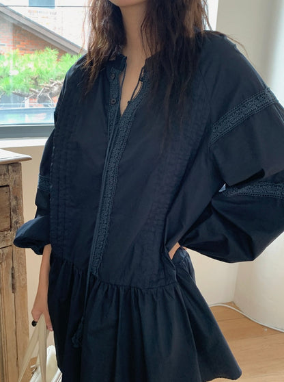 立領拼接蕾絲荷葉邊連身裙