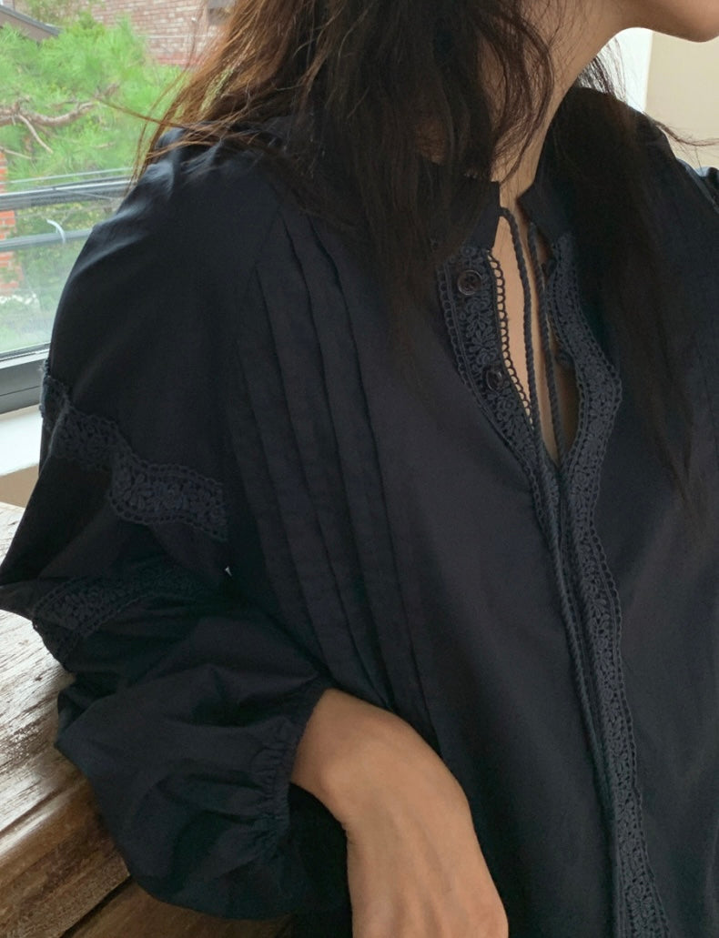 立領拼接蕾絲荷葉邊連身裙