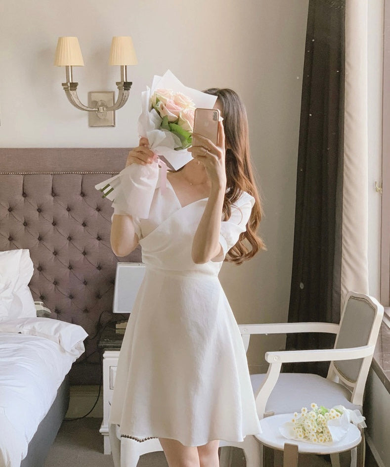 翻領收腰A字連身裙