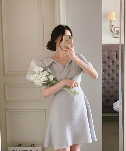 翻領收腰A字連身裙