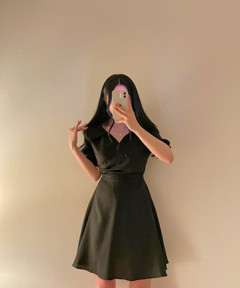 翻領收腰A字連身裙