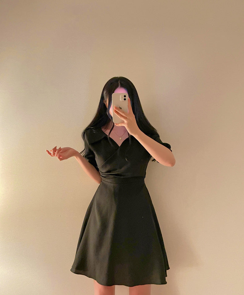 翻領收腰A字連身裙