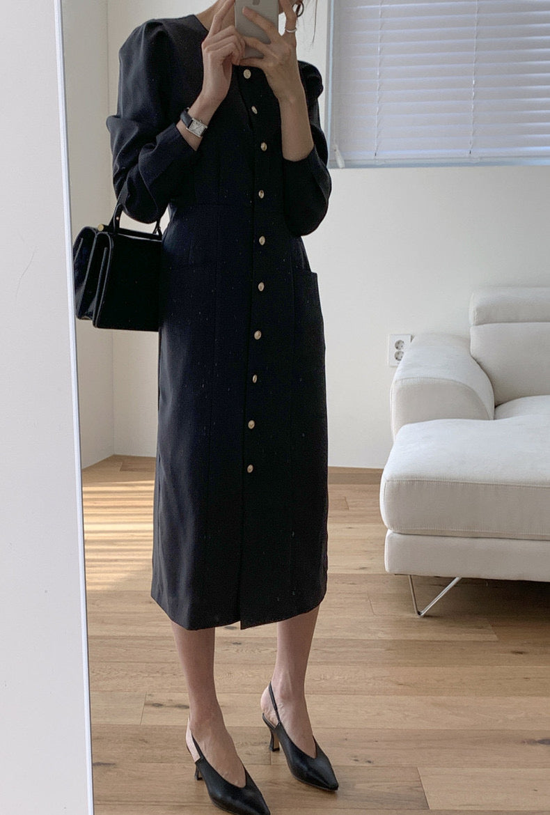 圓領壓褶修腰連身裙