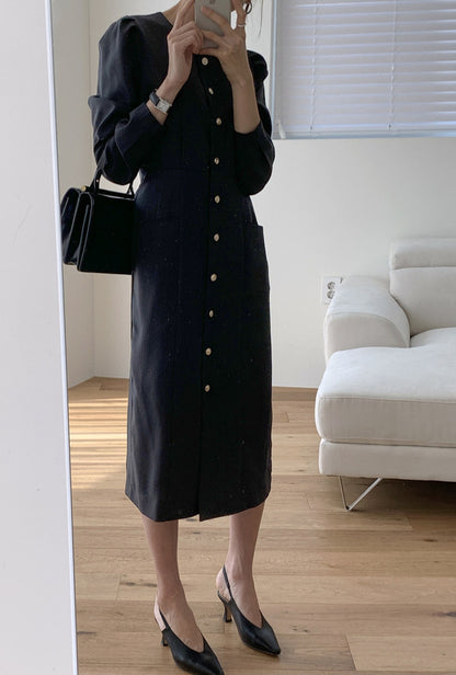 圓領壓褶修腰連身裙