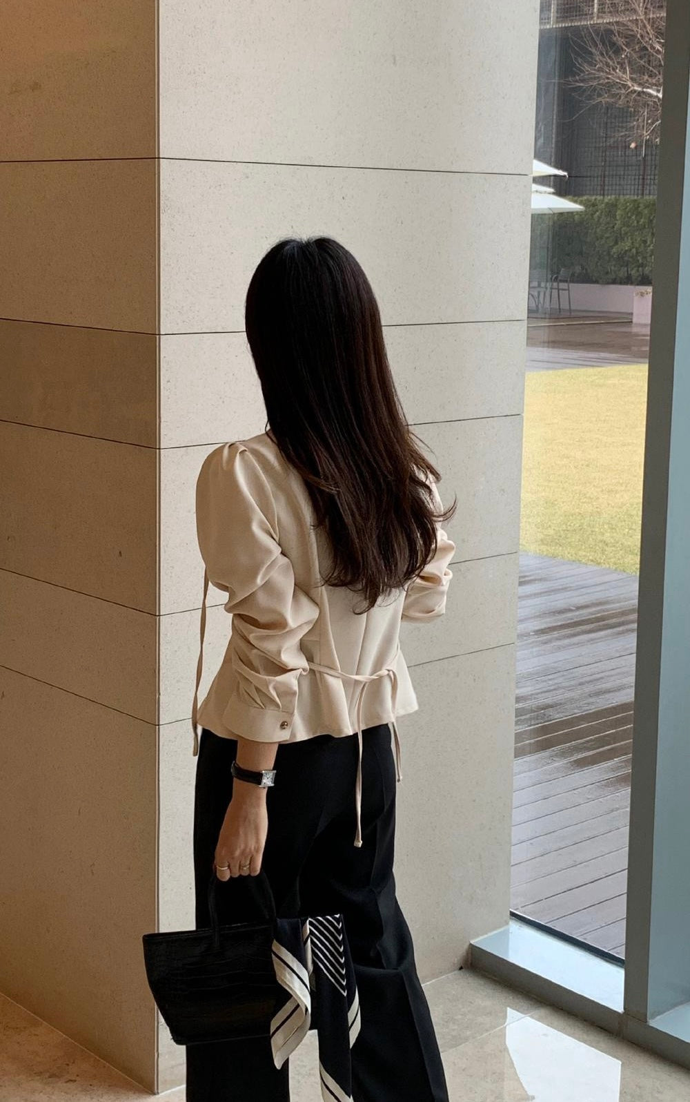 V領收腰單排扣恤衫