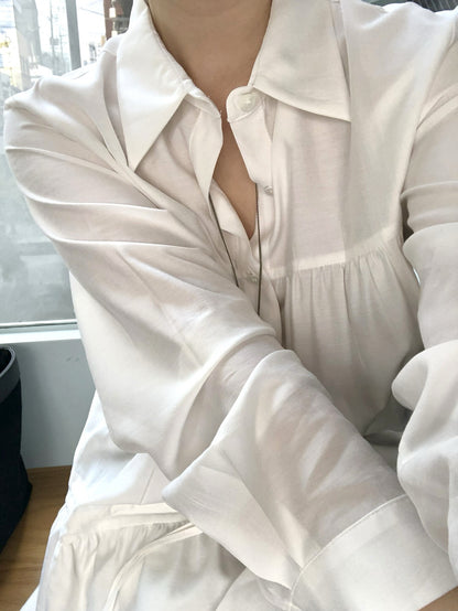 ダブルフリルブラウス