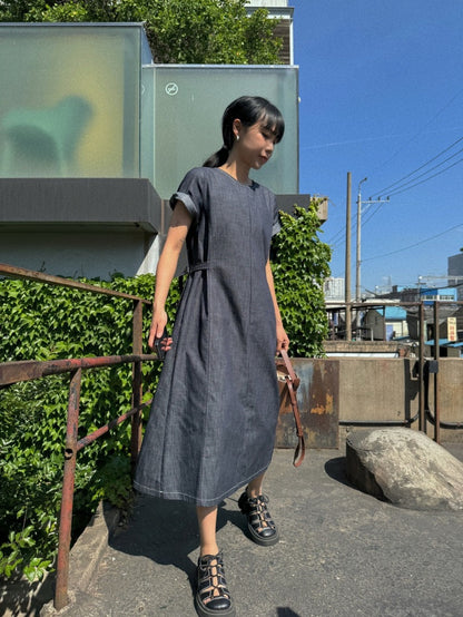 收腰牛仔連身裙