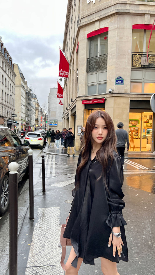 光澤感系帶寬鬆連身裙