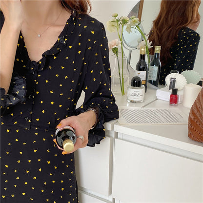 V-neck Color-block Heart Print Waist-cinching Dress