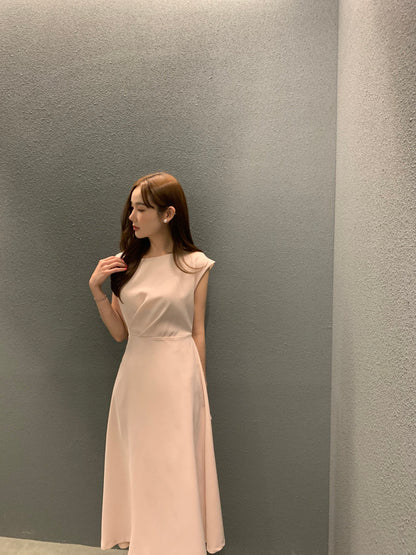 圓領壓褶收腰A字連身裙