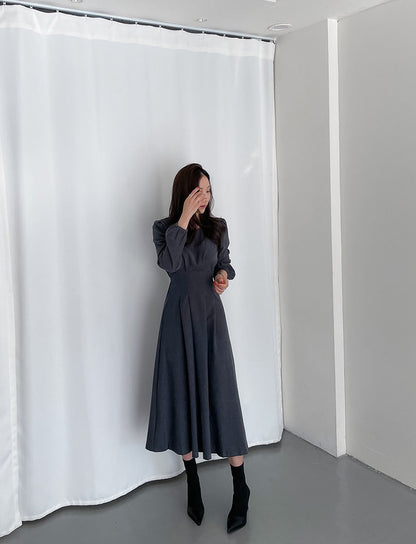 プリーツ付きタイウエストパフスリーブワンピース