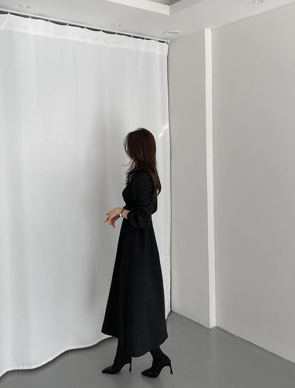 プリーツ付きタイウエストパフスリーブワンピース