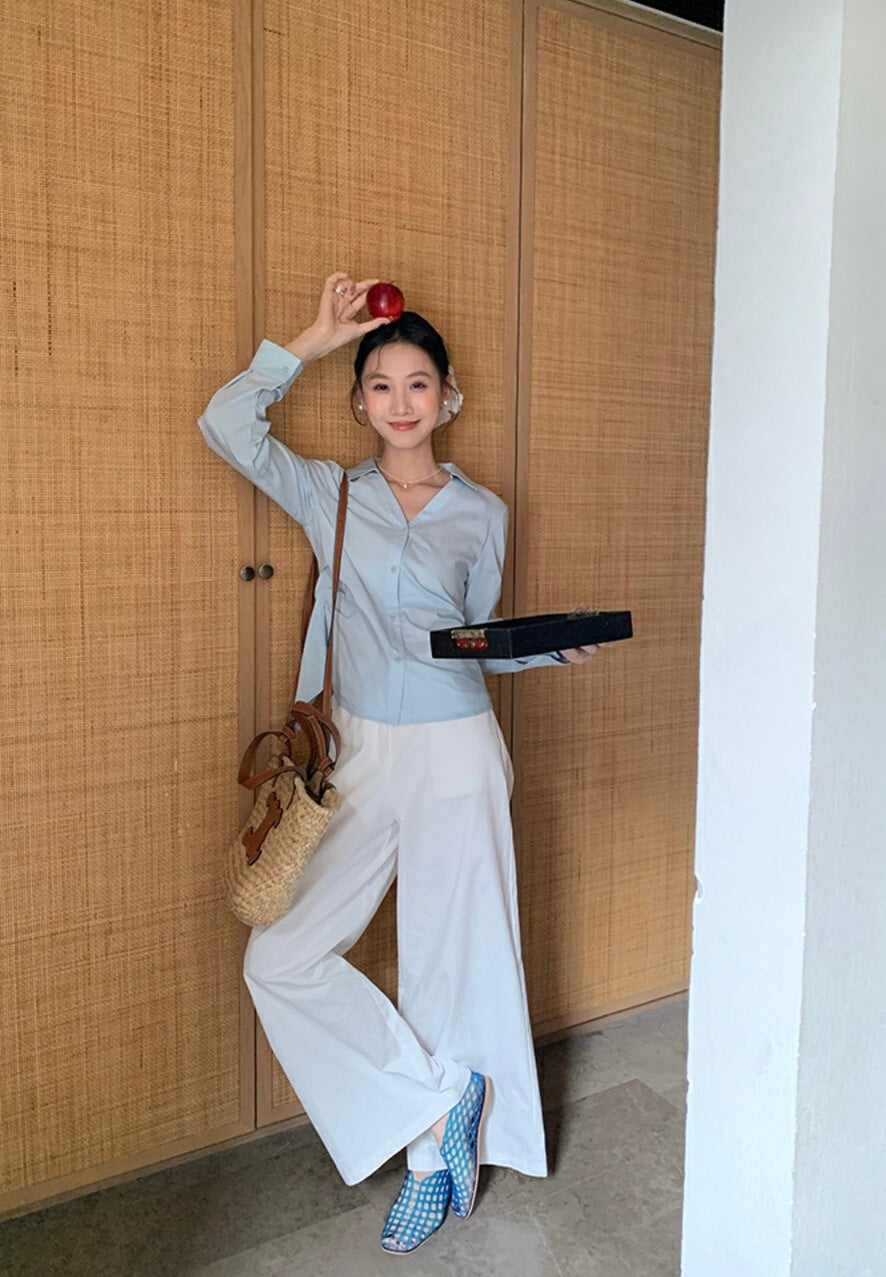 レース切り替えバックレスリボンブラウス