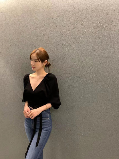 大V領綁帶收腰恤衫