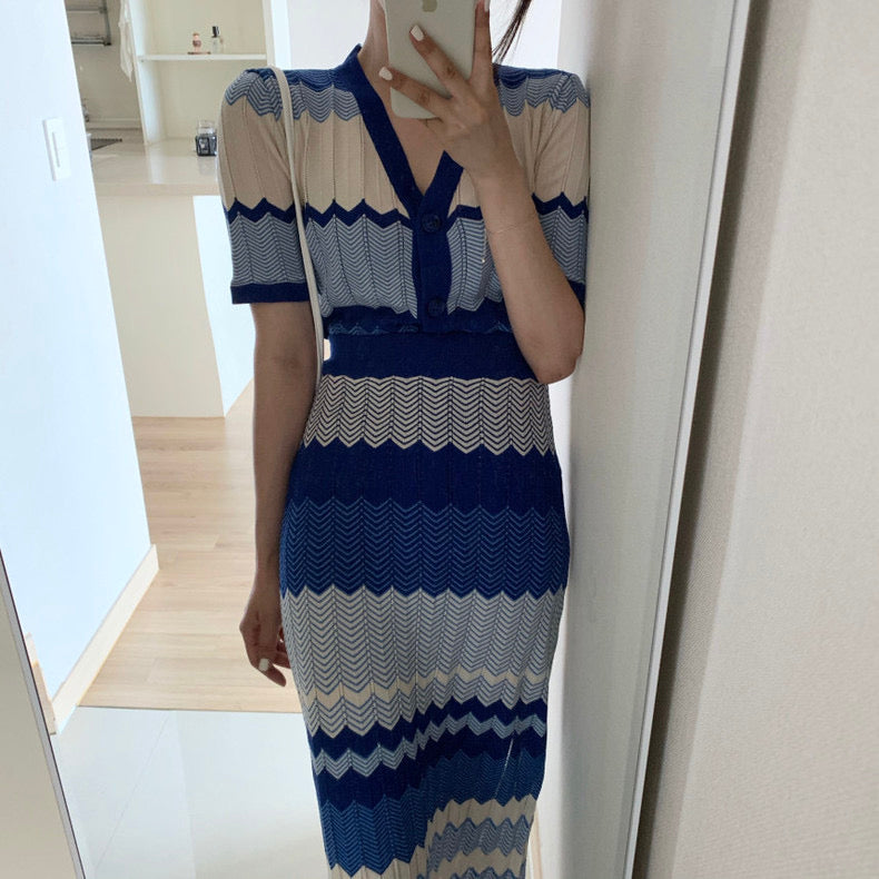 V領撞色波紋針織top+高腰修身包臀半身裙set