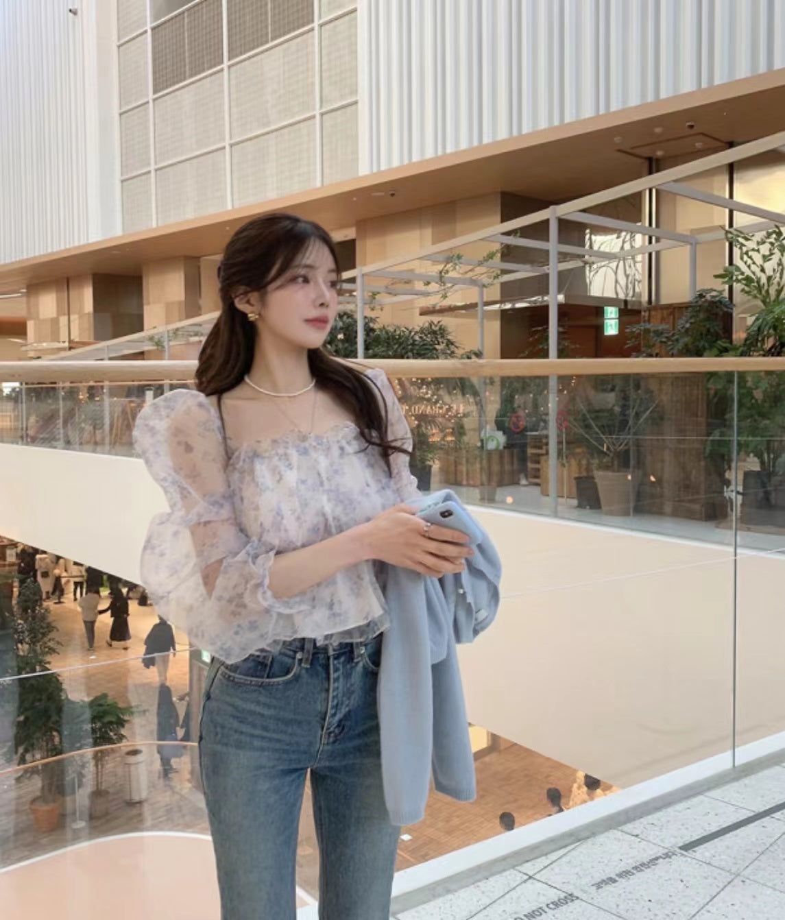 Off-the-shoulder Floral Puff Sleeve Chiffon Top