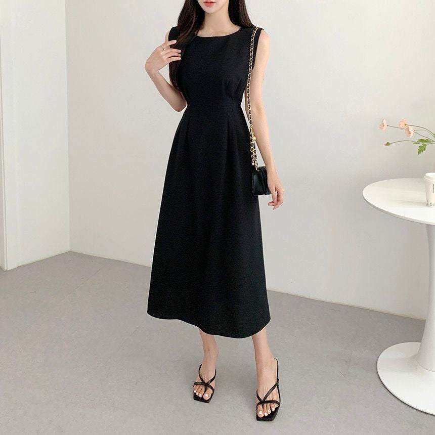 フレンチ系レースアップノースリーブワンピース