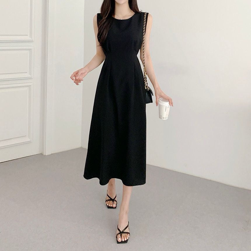 フレンチ系レースアップノースリーブワンピース