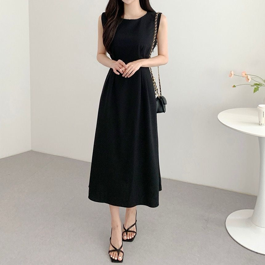 フレンチ系レースアップノースリーブワンピース