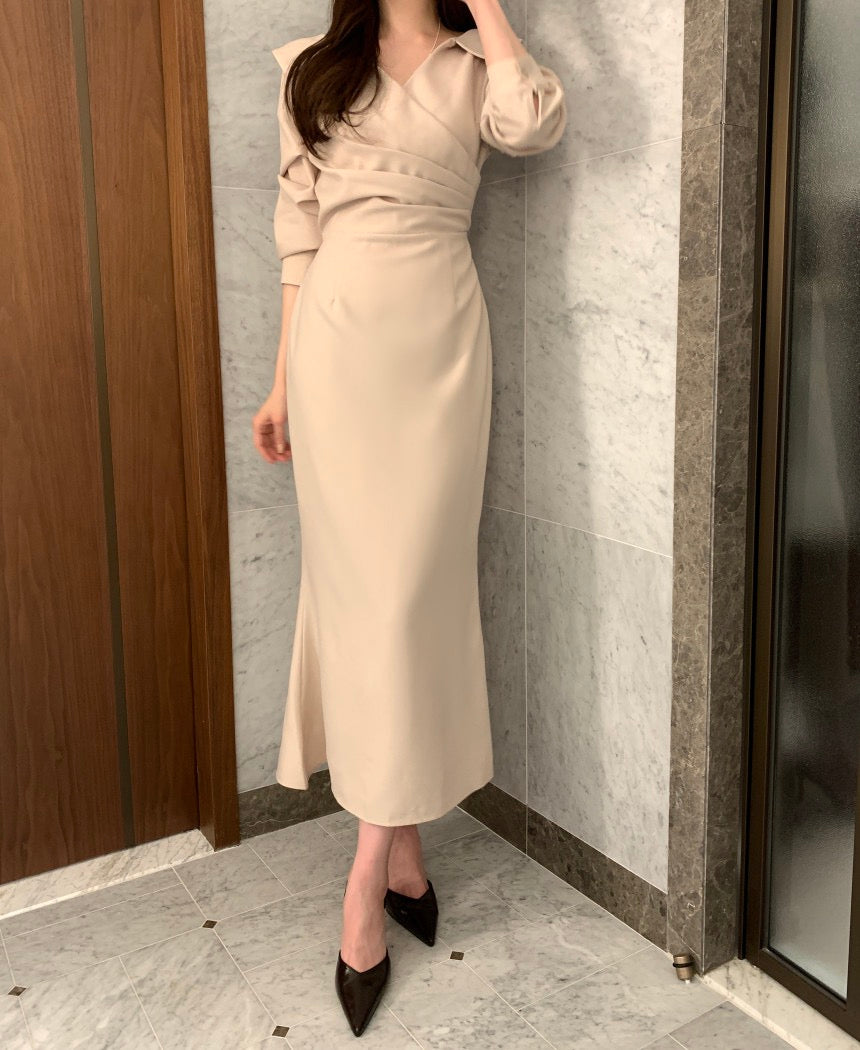 フリル襟ウエスト絞りパフスリーブワンピース