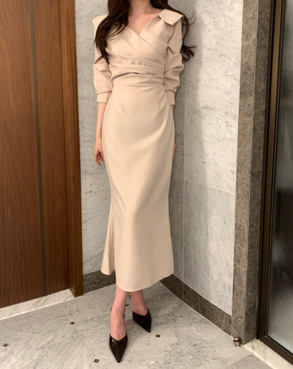 フリル襟ウエスト絞りパフスリーブワンピース