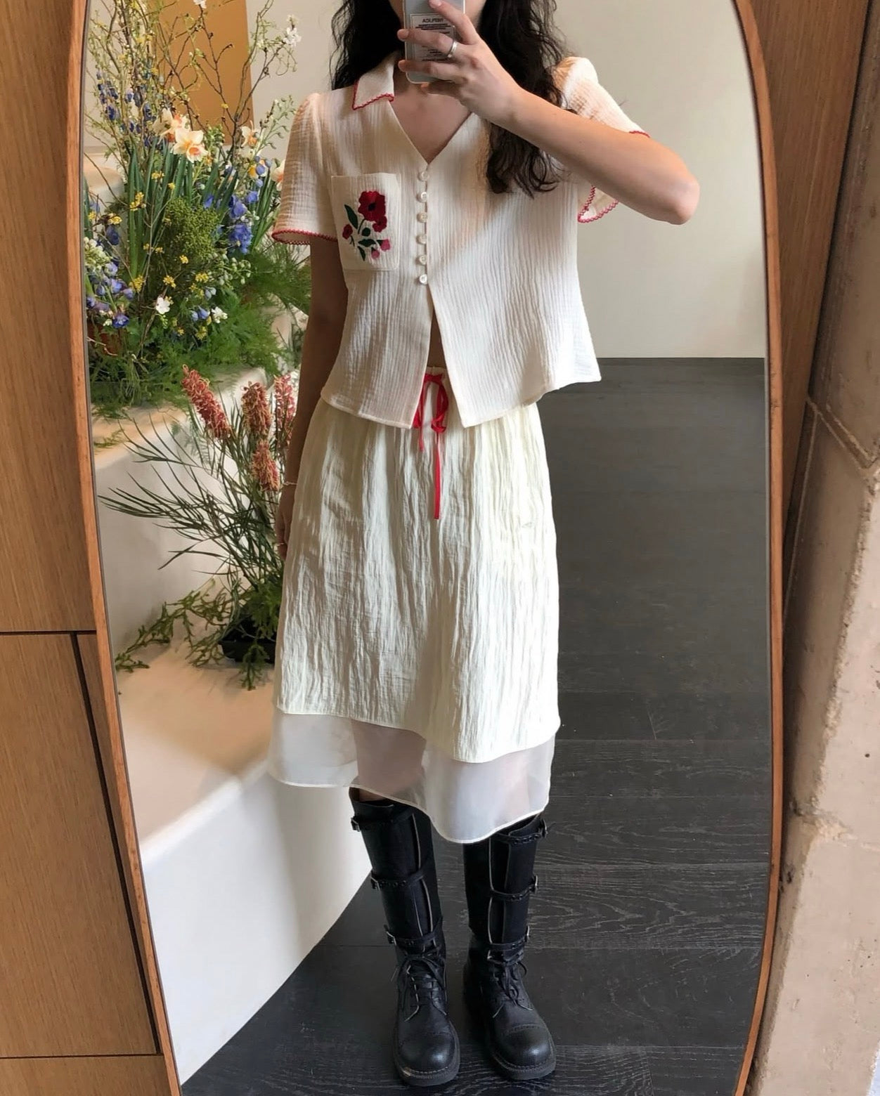 V領花朵刺繡top+半身裙set