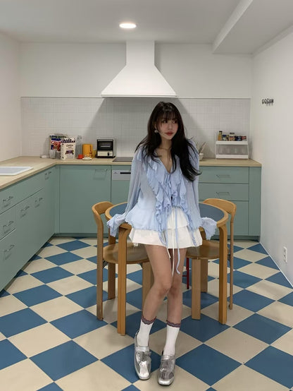 V領系帶喇叭袖恤衫