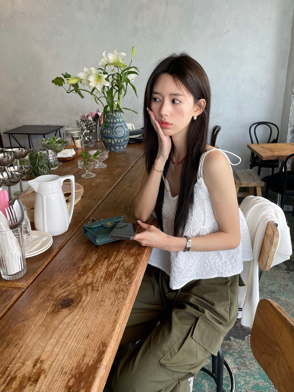 甜美系帶娃娃衫