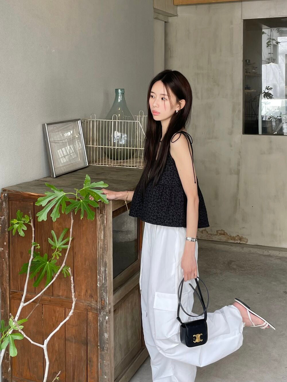 甜美系帶娃娃衫