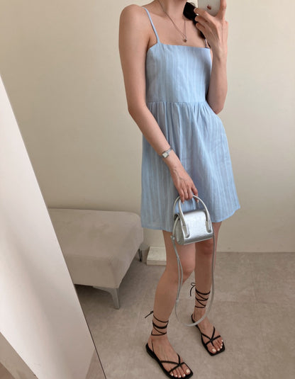 バックオープンビスチェキャミソールドレス