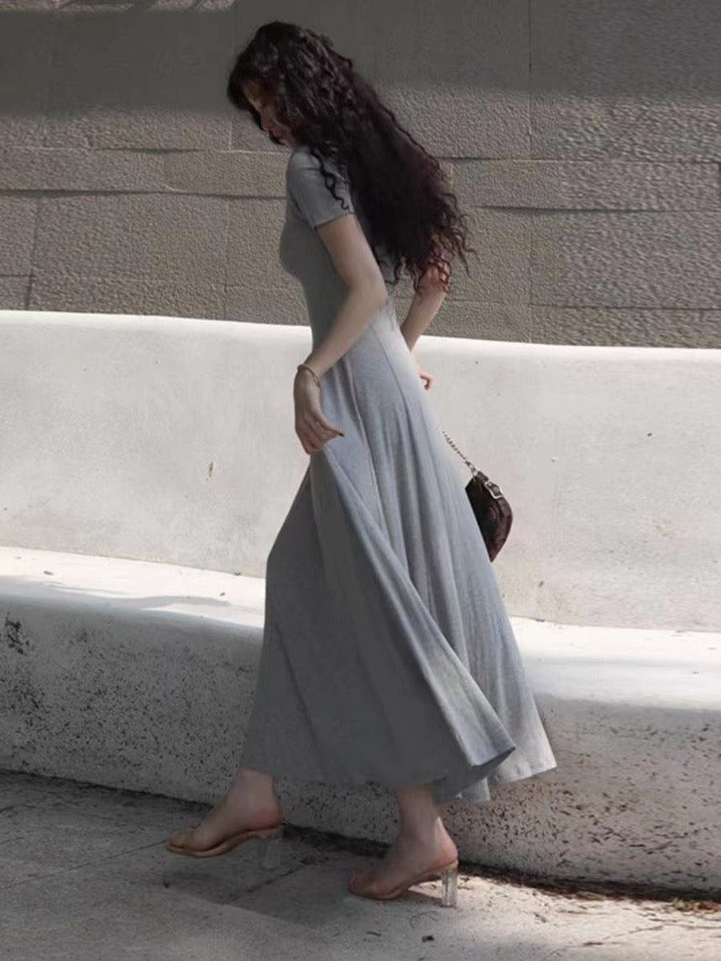 クルーネックフィットリブワンピース