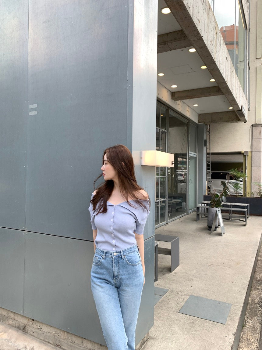 Off-shoulder Slim Fit Knitted Top