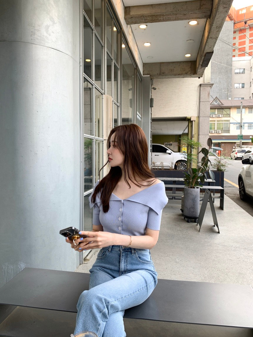 Off-shoulder Slim Fit Knitted Top