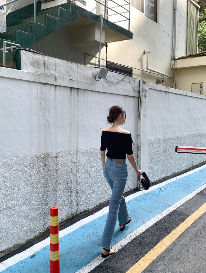 Off-shoulder Slim Fit Knitted Top