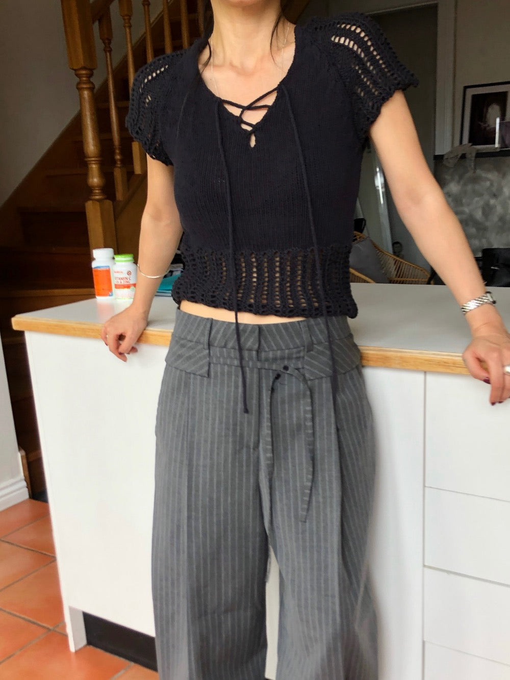 透かし編みトップ