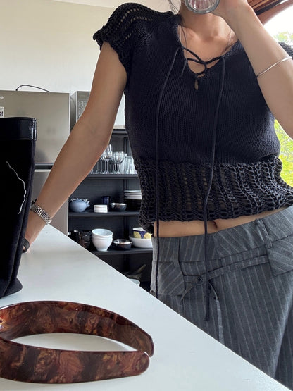 透かし編みトップ