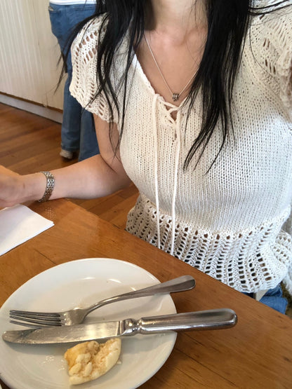 透かし編みトップ