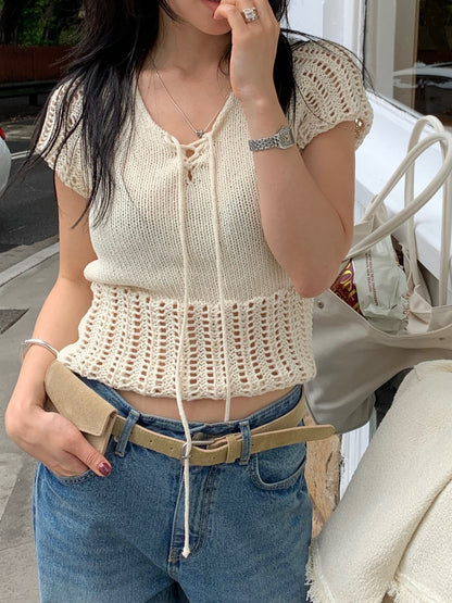 透かし編みトップ