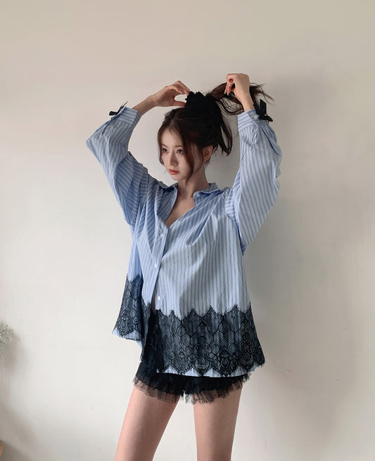 條紋蝴蝶結拼接蕾絲恤衫