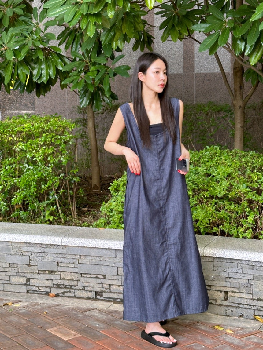 簡約無袖寬鬆牛仔連身裙