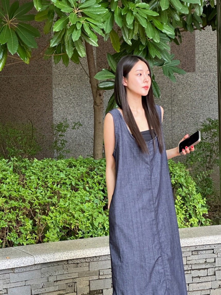 簡約無袖寬鬆牛仔連身裙
