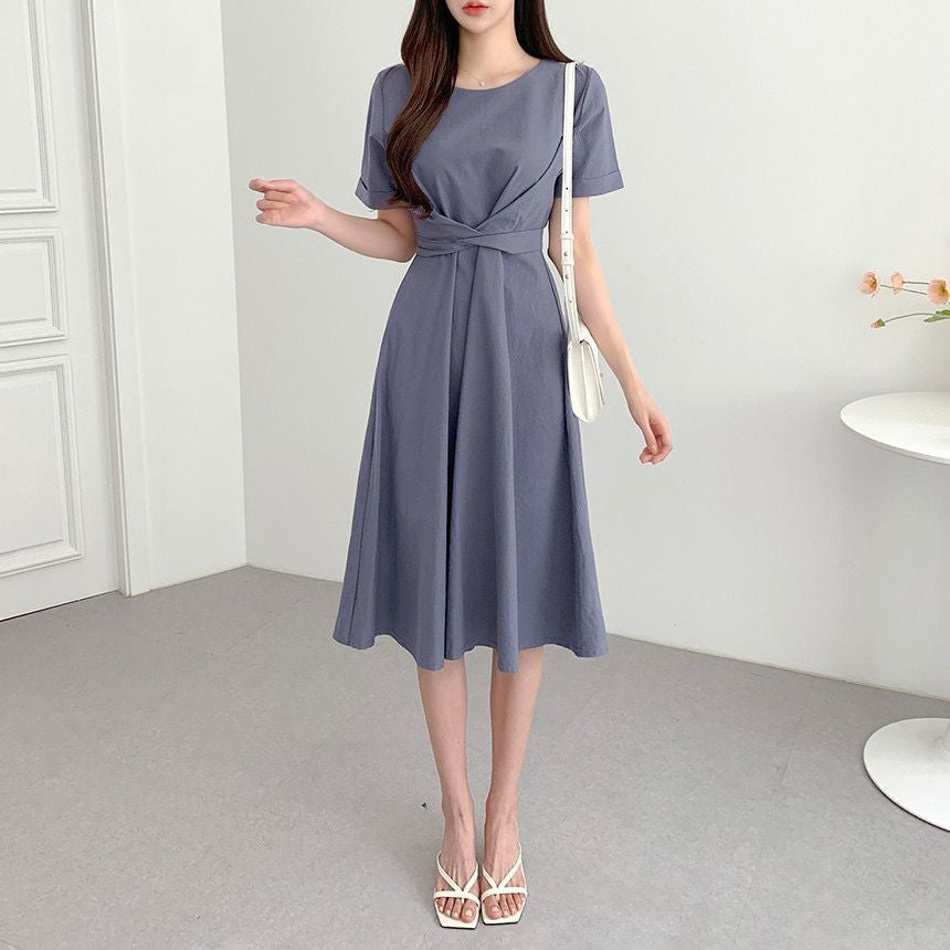 Elegant Knot-Tie Dress